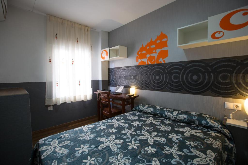 Hostal Gaudi Cuenca 쿠엥카 외부 사진